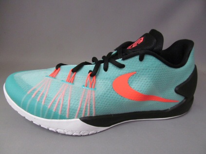 nike hyperchase id