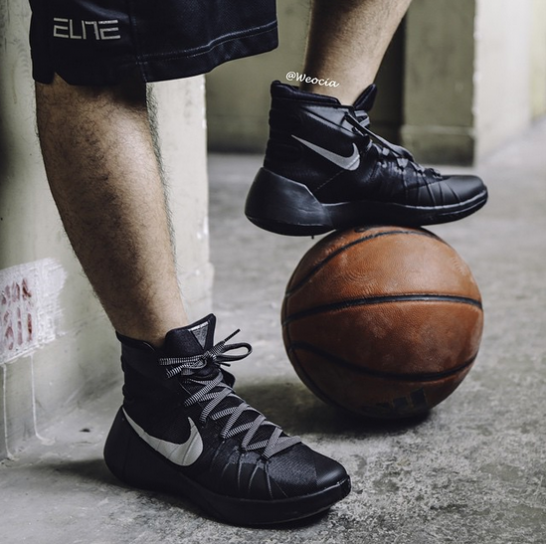 The Nike Hyperdunk 2015 Gets an On-Foot 