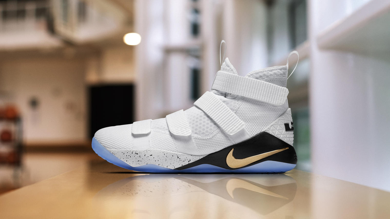 zoom lebron soldier 11