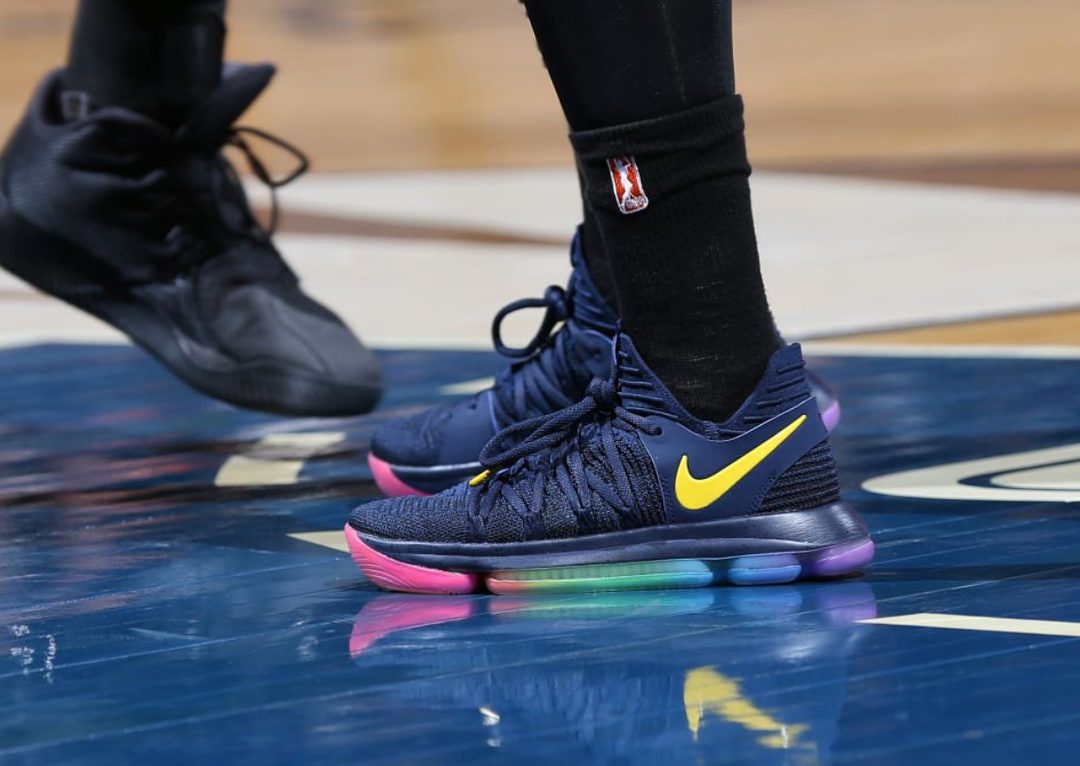 kevin durant wearing kd 10