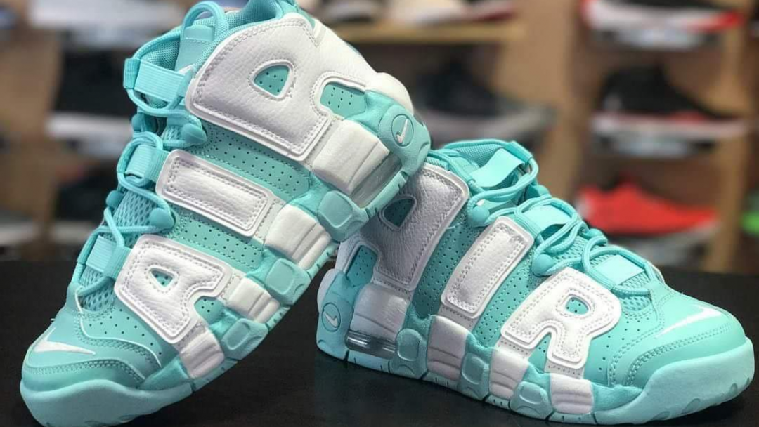 nike air more uptempo island green