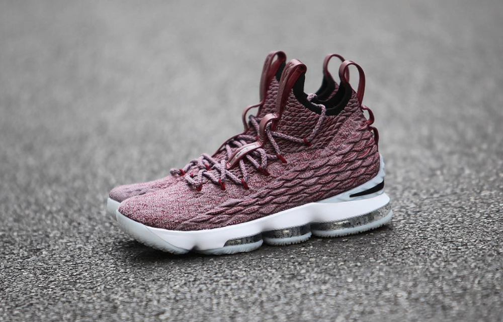 lebron 15 pink mens