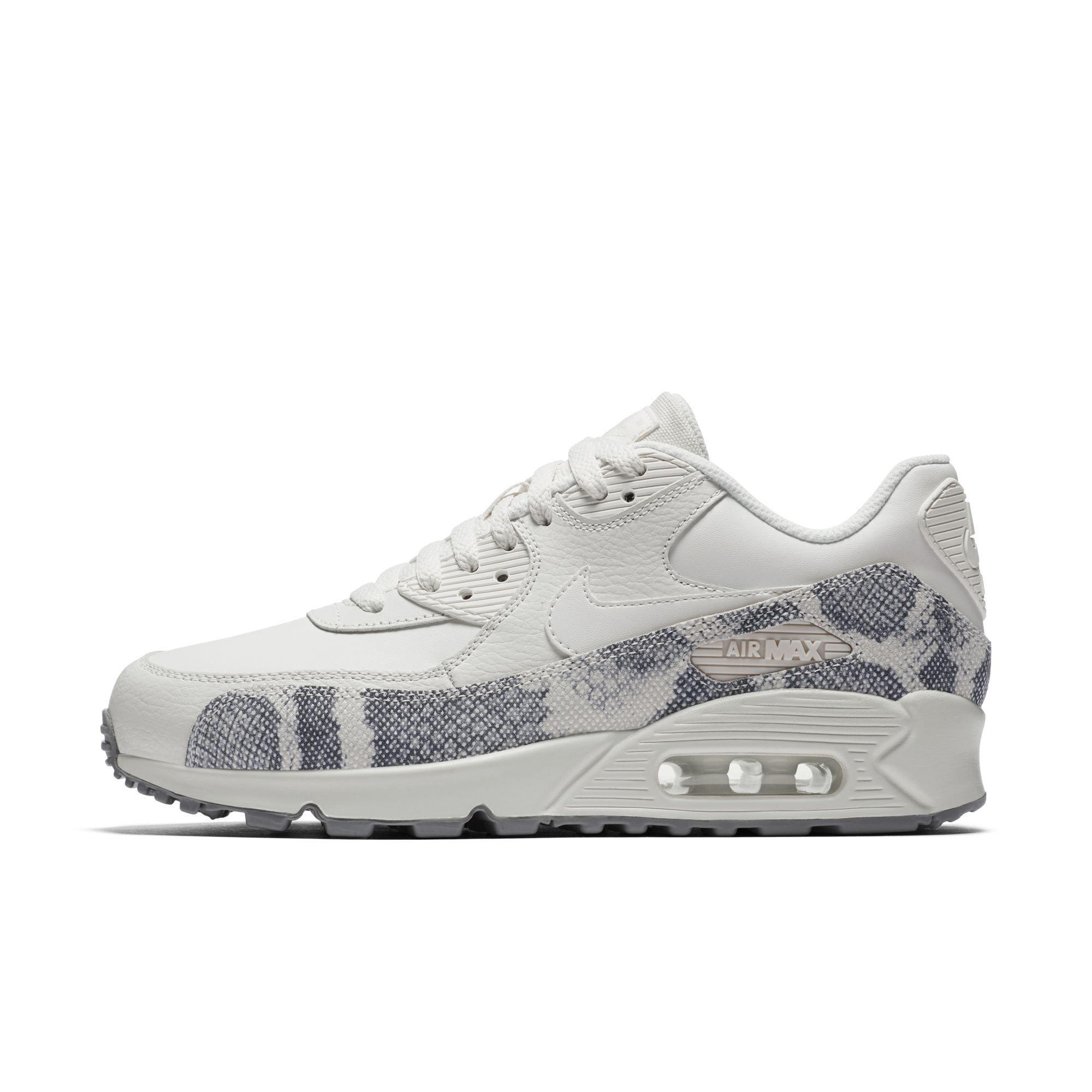 am90