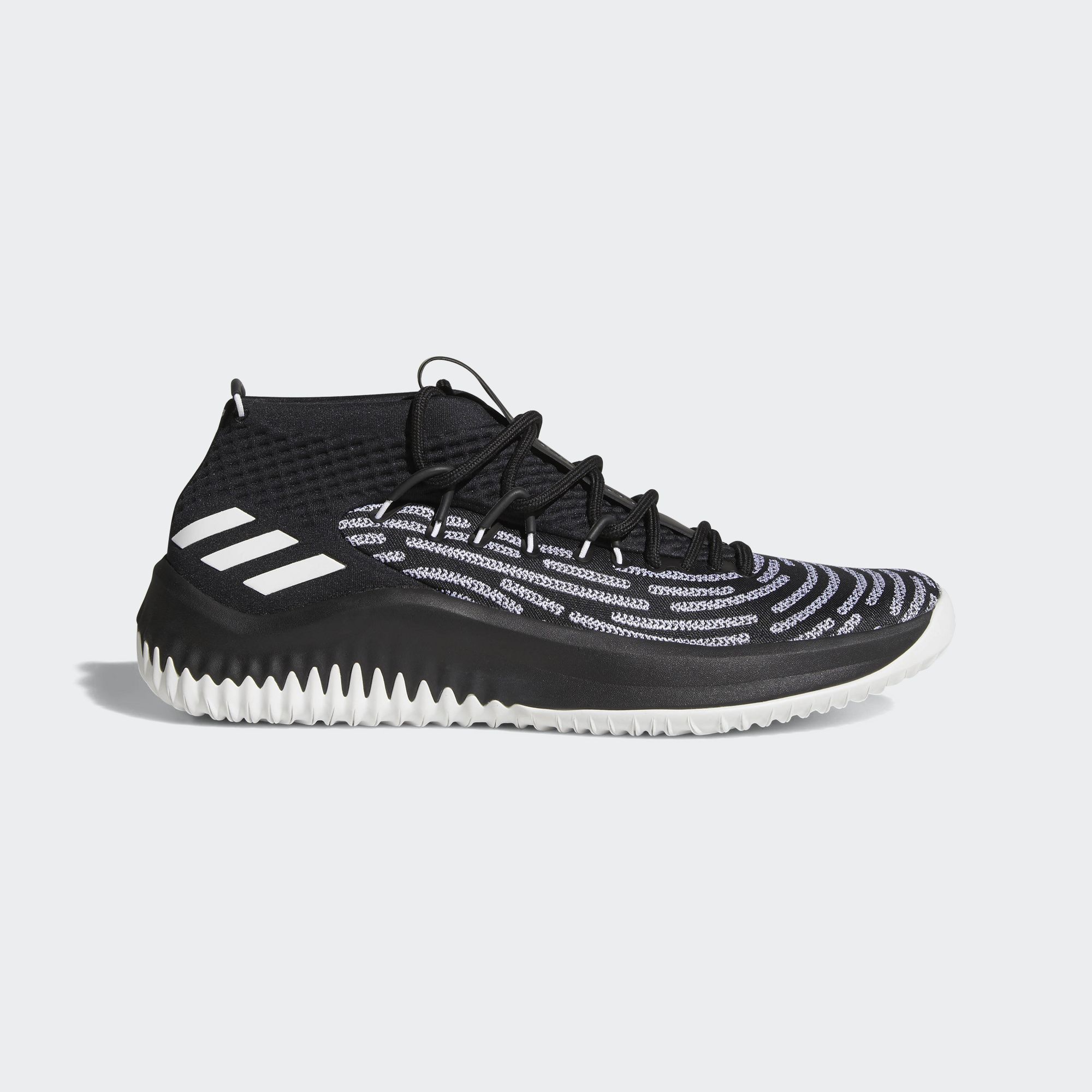 dame 4 white and black