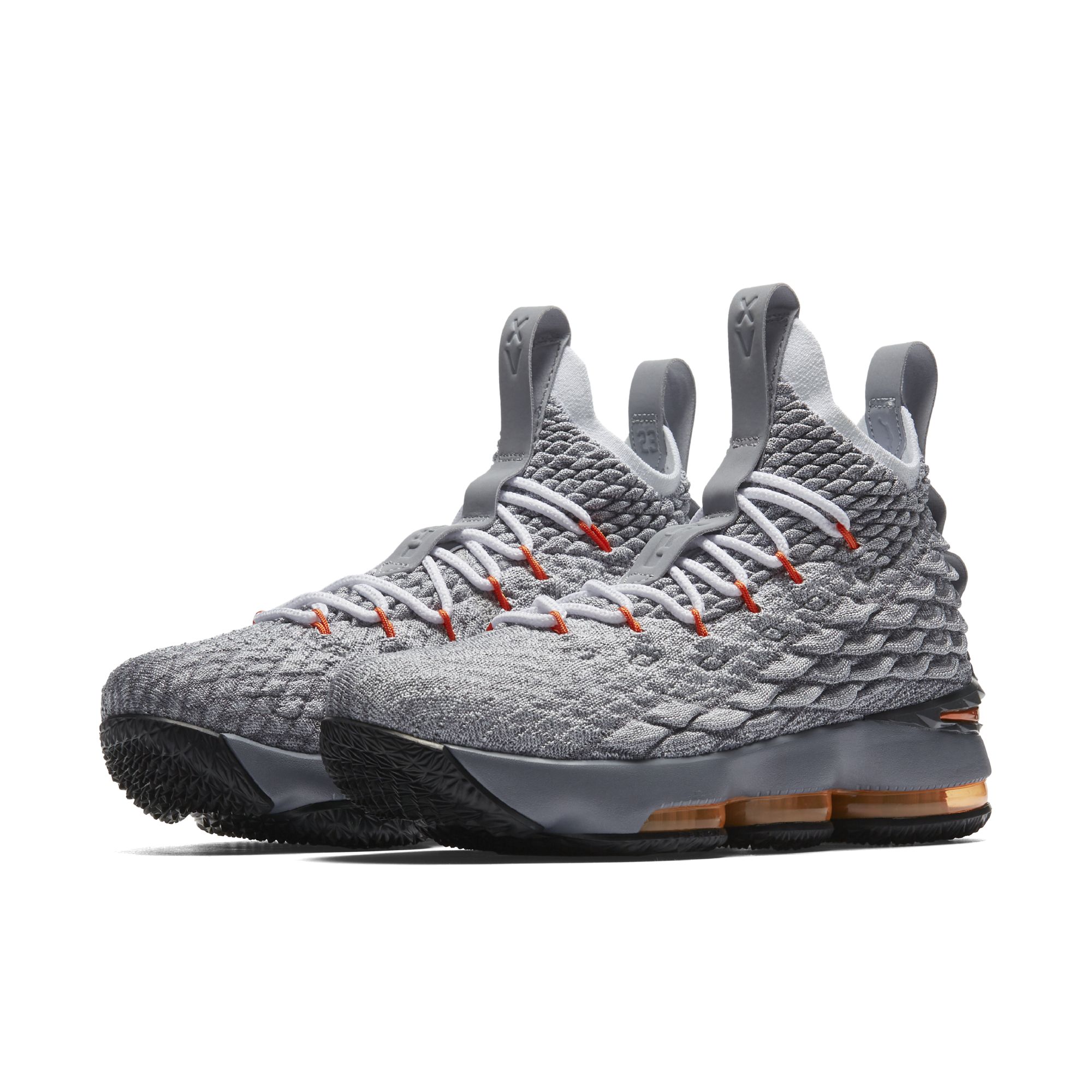 lebron 15 low weartesters