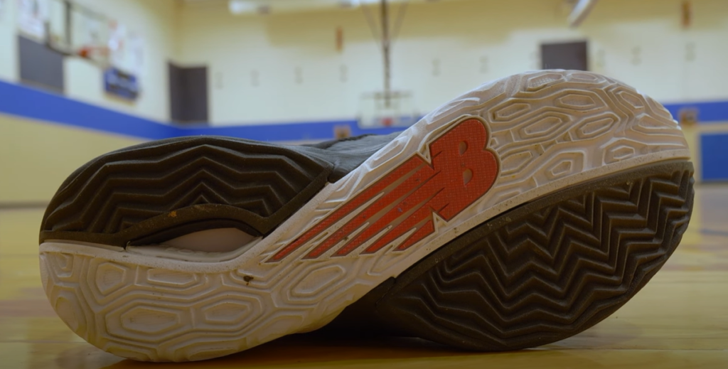 New Balance Reveals the Two Wxy v4 Basketball Shoe